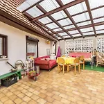 Apartmenthaus Sila * 바인슈타트