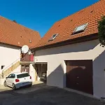 Apartmenthaus Sila 펜션 *