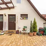 펜션 Apartmenthaus Sila 바인슈타트