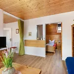 Apartmenthaus Sila * 바인슈타트