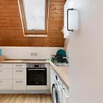 Apartmenthaus Sila 바인슈타트