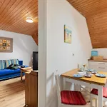 Apartmenthaus Sila * 바인슈타트
