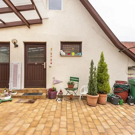 Apartmenthaus Sila * Weinstadt