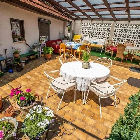 בית נופש Apartmenthaus Sila