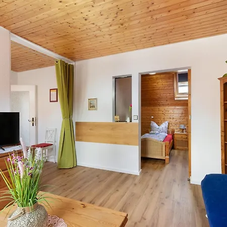 Apartmenthaus Sila * 바인슈타트