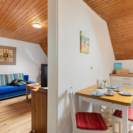 Apartmenthaus Sila * 바인슈타트