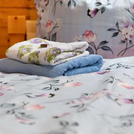 Apartmenthaus Sila 펜션 바인슈타트