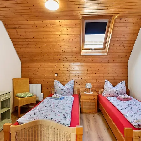 Apartmenthaus Sila 바인슈타트