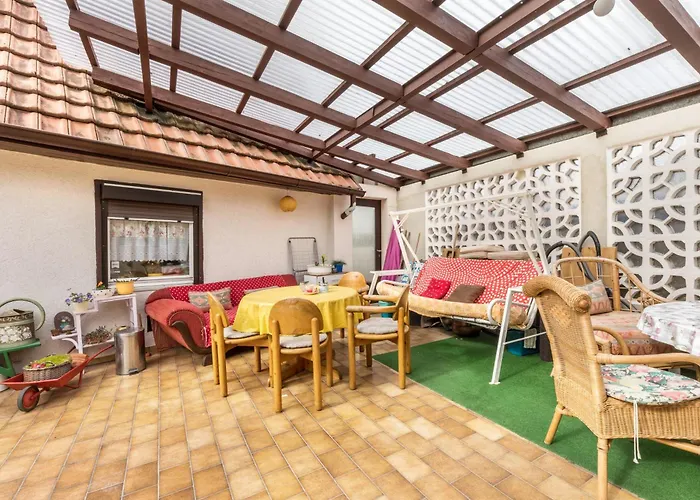 בית נופש Apartmenthaus Sila *