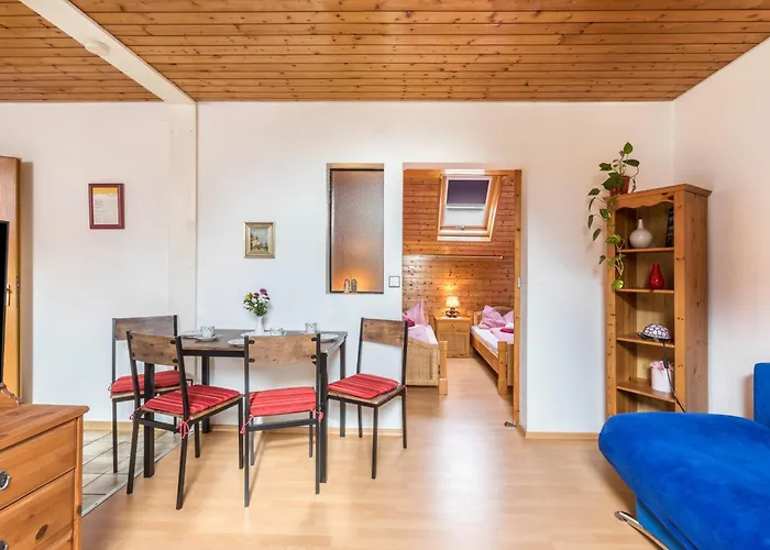 Apartmenthaus Sila בית נופש *